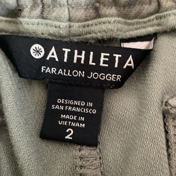 Athleta Farallon Jogger - Picture 3 of 6